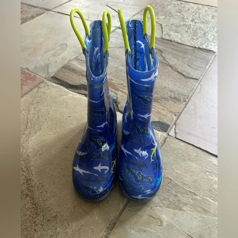 Shark Print Light Up Rain Boots Blue Waterproof Boots Toddler Boys Size 3
